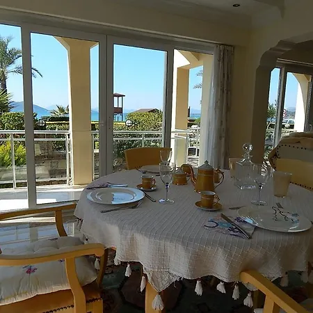 Butik Villa's Φετιγιέ
